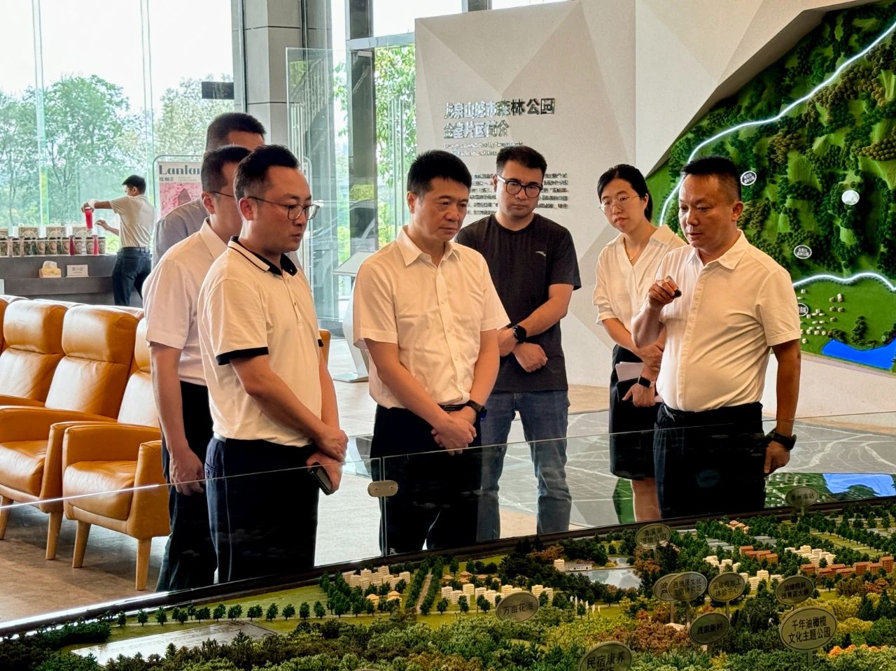 省asiagame集团党委书记、董事长游勇带队赴聚峰谷项目开展汛期清静生产检查并调研生产谋划情形